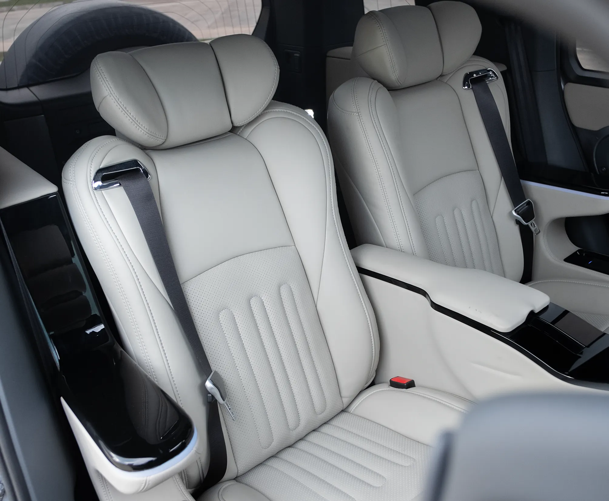Defender VIP Cabin